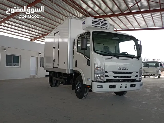 ايسوزو ثلاجة NPR 2026 وارد وكفالة الشركة