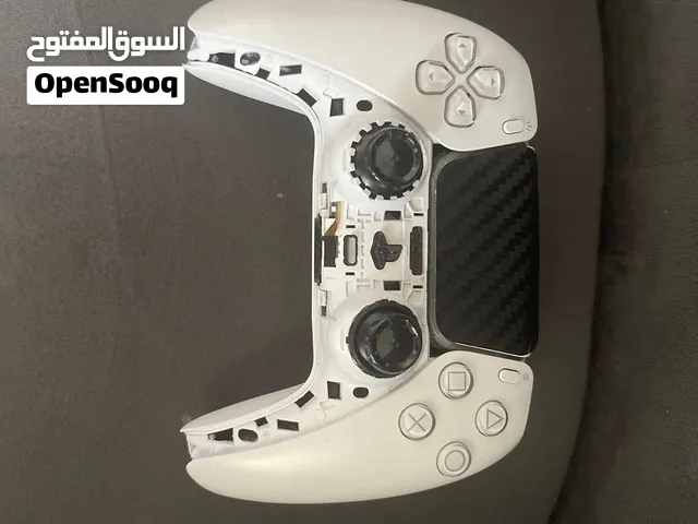 كنترول بلاستيشن 5.