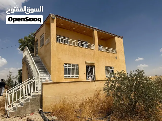 مزرعه زيتون مع منزل للبيع
