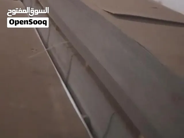 للبيع كمية كلادينج ألومنيوم مرآة (Mirror Finish Cladding) بسعر التصفية التفاصيل والمواصفات: * النوع