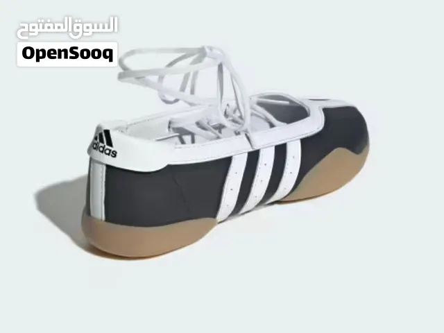 حذاء اديداس نسائي ماستر كلاس طبق الأصل