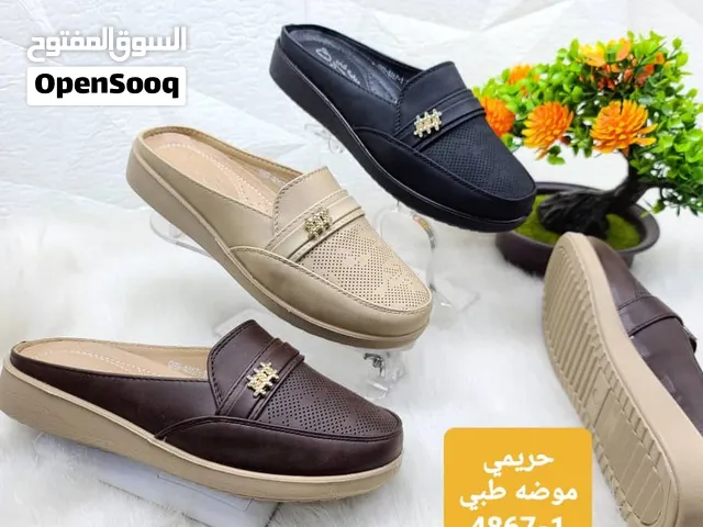جزمات نسائي طبي مريح جدا ورسمي ومناسب لكل الاعمار المقاسات من 36 إلى 40 تجدونها عند الفودعي برنس