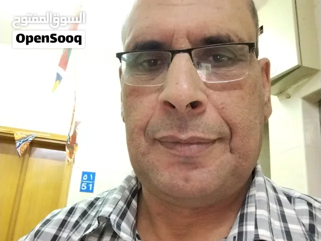 معلم خبير مادة الرياضيات