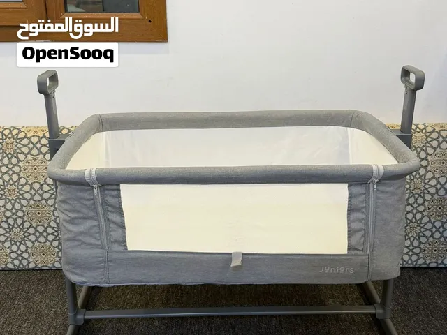 للبيع سرير اطفال