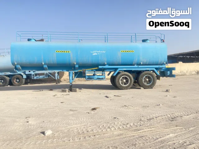 مقطورة مياة 8000 جالون. اطلس صنع عمان. موديل 2013