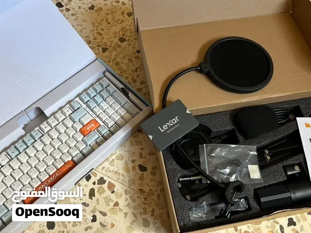 ملحقات بي سي للبيع