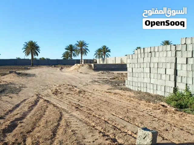 قطعة أرض للبيع تمشي مقسم ساكني وله أرض زرعيه قريبه من جامع الشوره  او طريق اللذيذ