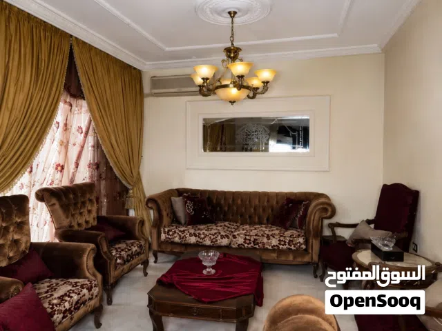 طاولة سفرة مع صالون للبيع