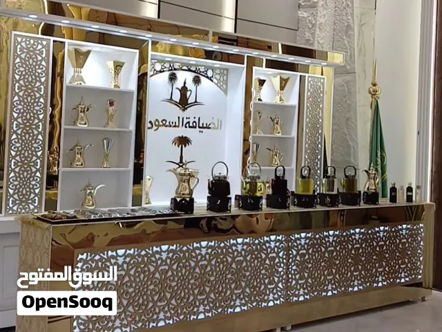 ضيافه قهوجيات وقهوجين رجال وحريم كوشات جمع انواع الكوشات سماعات بلوتوث كبيره