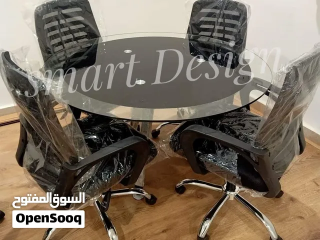 ترابيزه اجتماعات دائريه زجاج سكوريت بشاسيه معدن مطلى اليكتروستتك مقاوم للصدأ