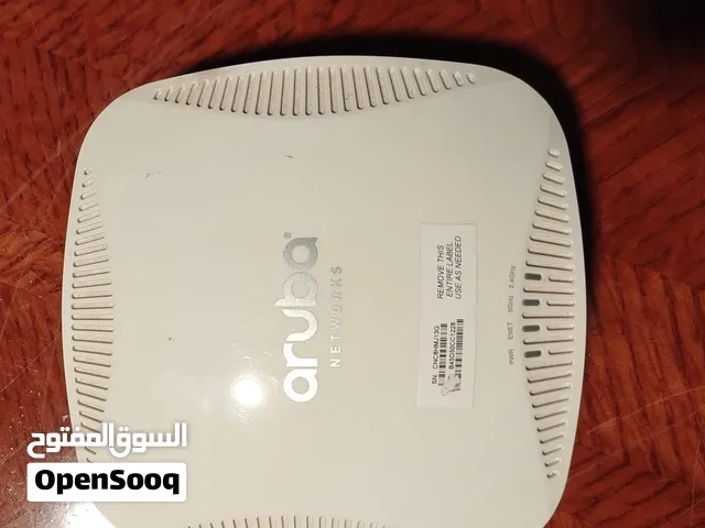 Aruba WI fi access point مستعملة بحالة جيدة يوجد كمية محدودة