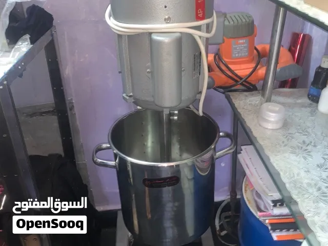 خلاط / فرامة حمص ومسبحة وصوصات صناعية (Vertical Cutter Mixer).