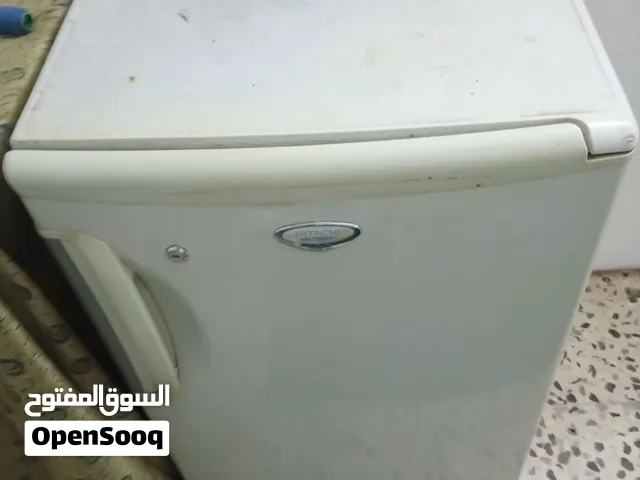 ثلاجة مكتب