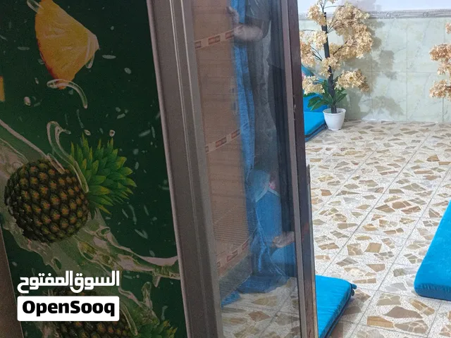براد عامودي مستخدم شهرين