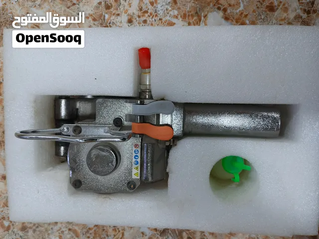ماكينة التربيط الهوائية (كابسة القيد الهوائية