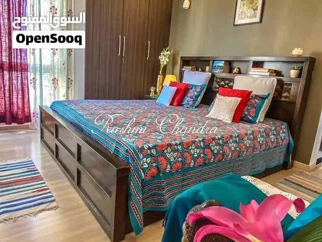 Room for couple, small family or single executive
