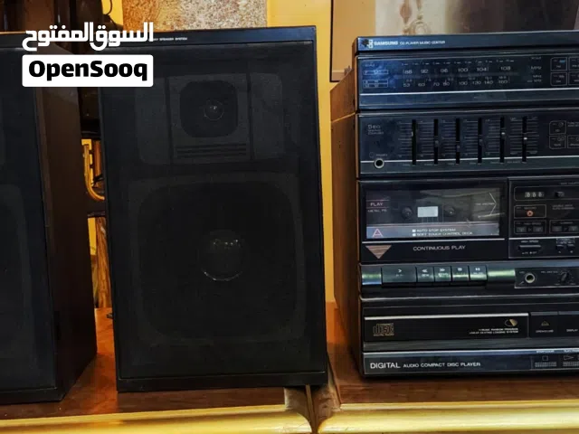 السلام عليكم سستم سامسونج شغال نظيف جدا  العنوان بغداد السيديه