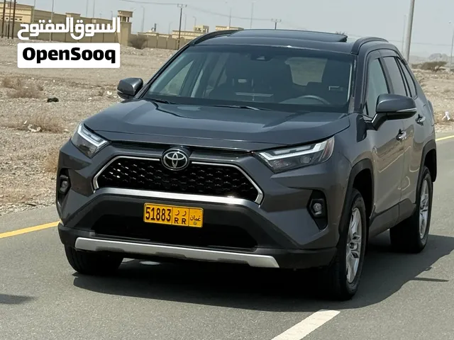 راف فور 2022 فور ويل xle للبيع 8300 ريال قابل للتفاوض