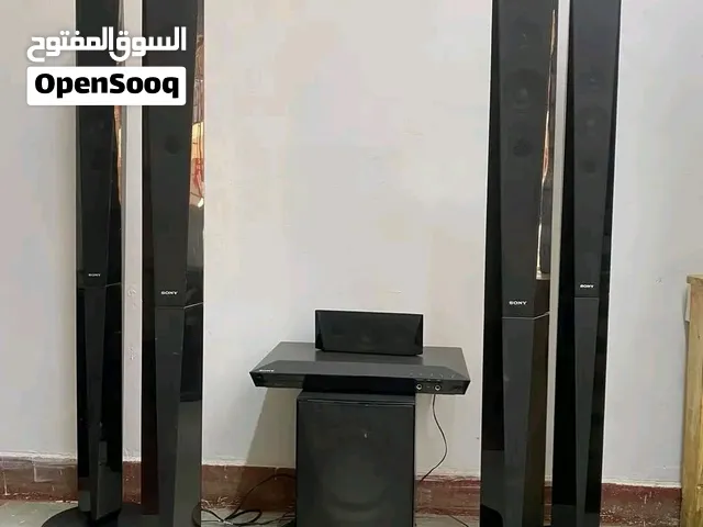 للبيع مسرح منزلي نوعيه سوني بلوتوث  طبعا الجهاز كامله اغراضه خمس سماعات وصب بحال الوكاله  استخدام