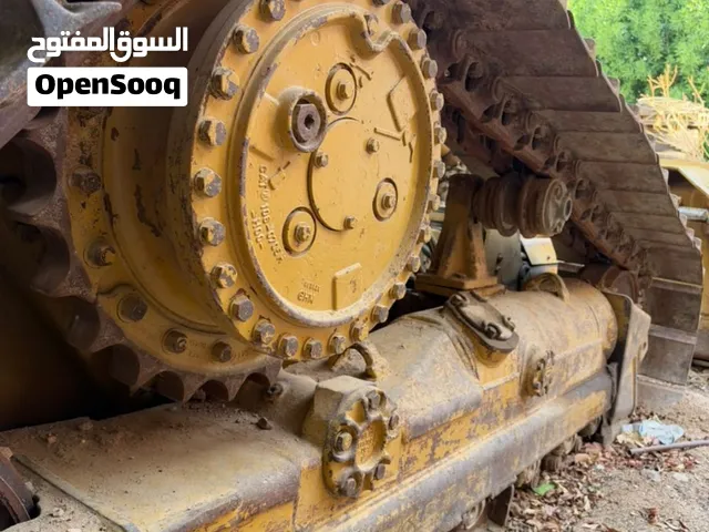 بلدوزر كاتربيلر D5