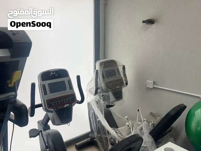 سيكل مستعمل وسرير مساج