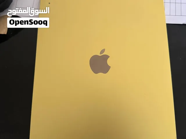 ايباد 11  نضيف جداً