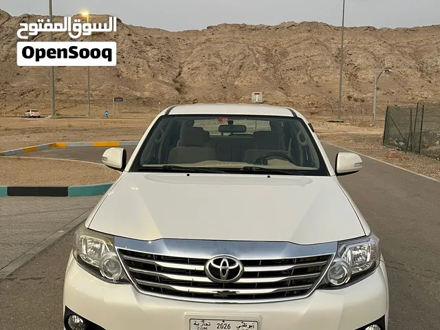 Fortuner 2015 EXR V4 151k KM 2 piece paint