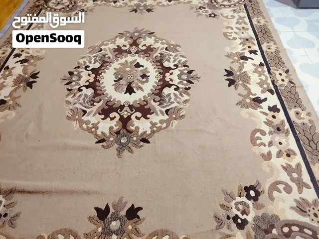 زوليه الطول 4 مترات العرض 3 مترات