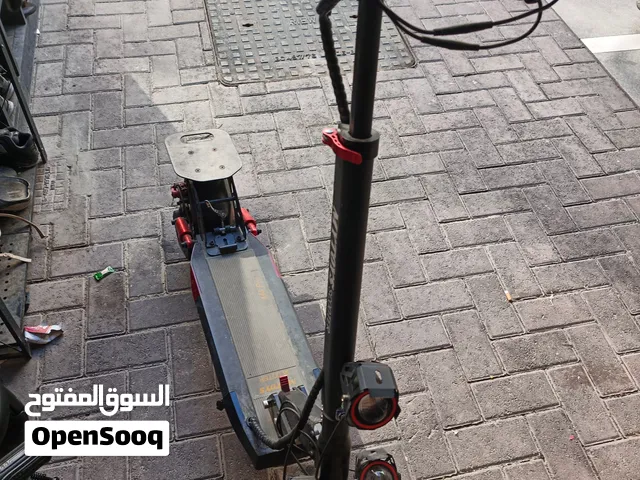 سكوتر الكهربائيه