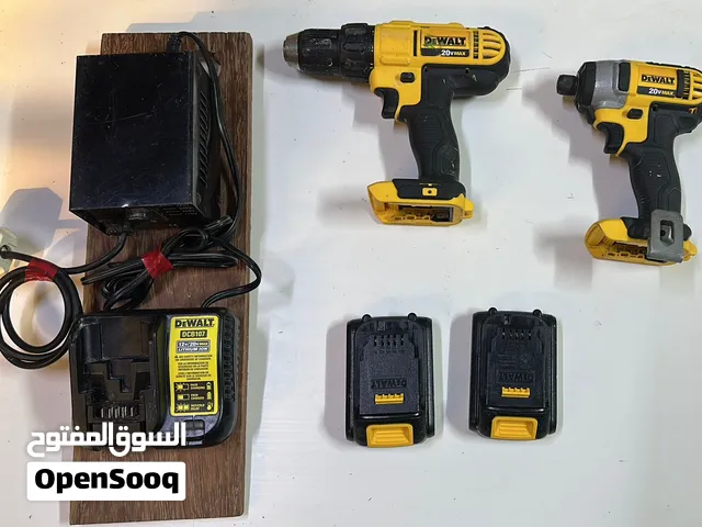 Two drills for sale(Dewalt) / للبيع مثقابين ديوالت