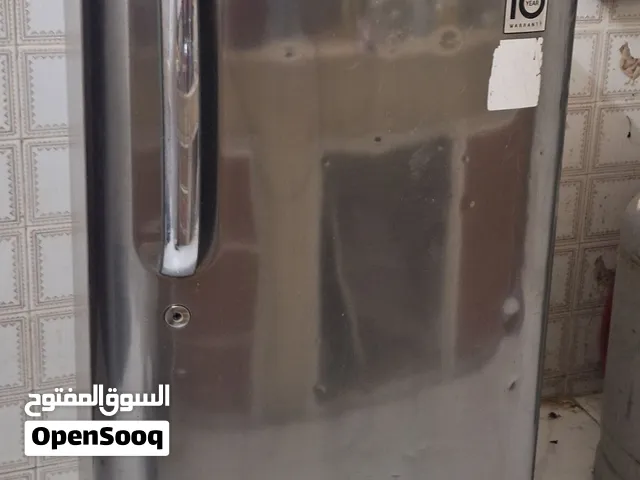 ثلاجه ال جي 8 قدم للبيع بداعي السفر