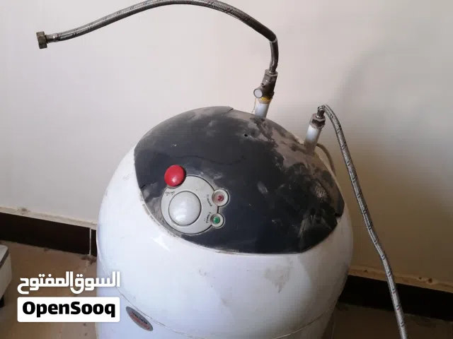 عدد 2 سخان مياه كهربائي اوليمبك إليكتريك مستعمل 3000ج