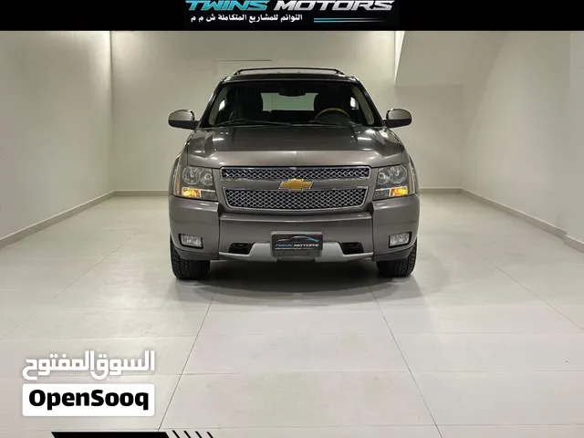 تاهو موديل 2012 لون رمادي للبيع