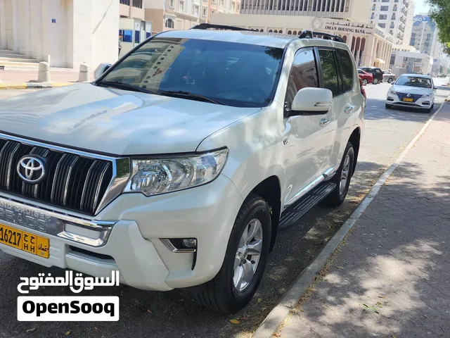 Toyota Prado V6 for sale excellent Condition, full insurance (2027/08/09)