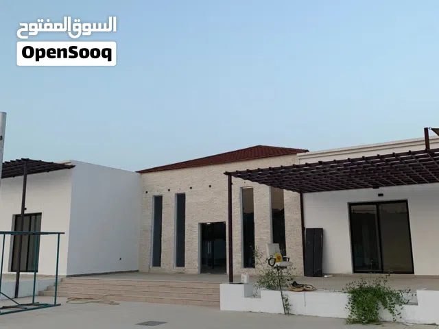 للبيع استراحة مميزة  في بركاء أبو النخيل قريبه من مسقط خلف حديقة النسيم 165الف