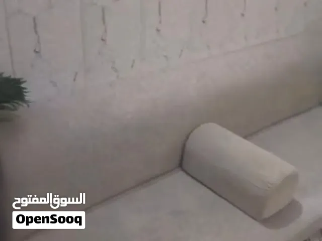 كعده عربيه مستعملة نظيفة
