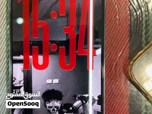 ايفون 14 برو ماكس مساحه واحد تيرا استعمال ست اشهر فقط بطاريه 96