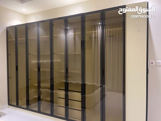 دولاب جاهز و جديده مع توصيل و تركيب