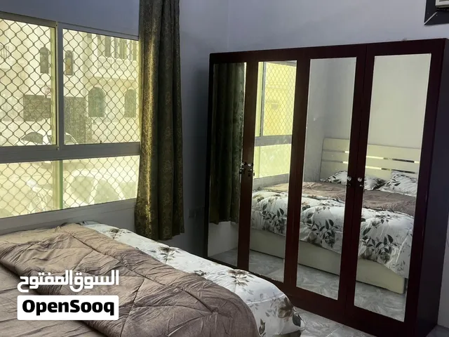شقه للايجار، في الدهاريز الشمالية   صاله  غرفتين  حمام  مطبخ ًً
