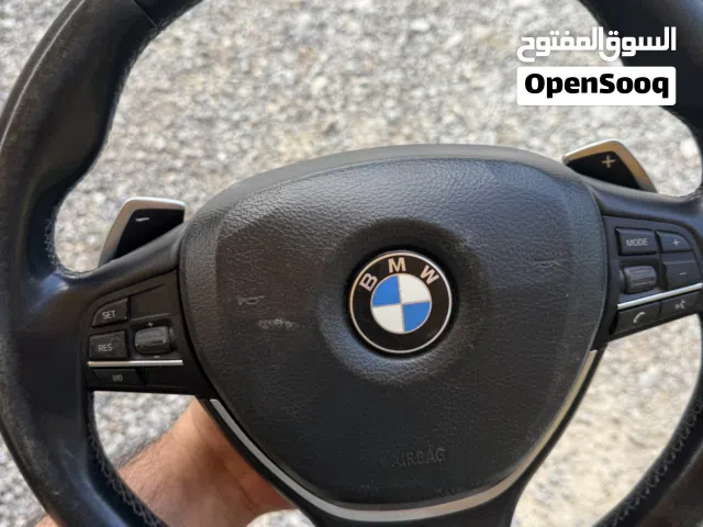 للبيع مقود BMW F10 بحالة ممتازة