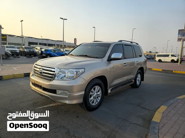 Toyota Land Cruiser 2009 VXR GCC original paint first owner two agency keys 4x4 eight V8
