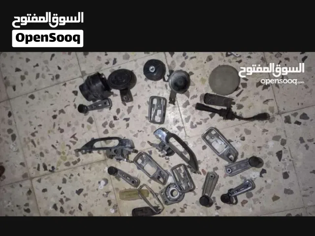 قطع مرسيدس لف 81 بحاله ممتازه