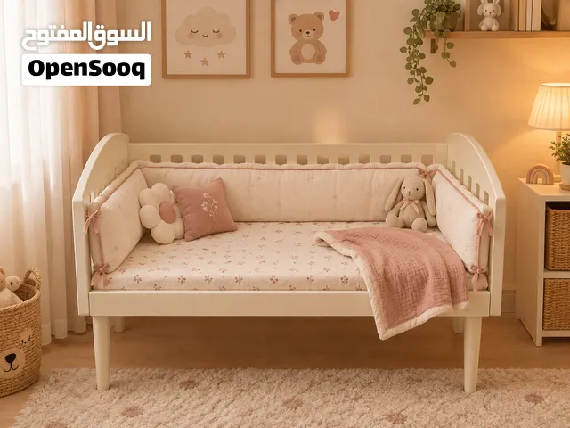 سرير اطفال للبيع شبه جديد