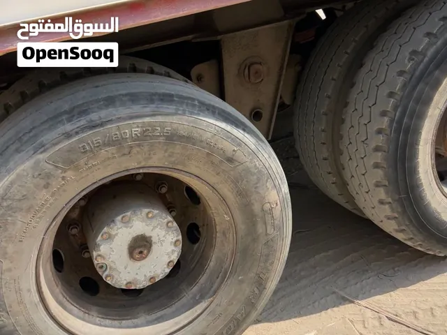 ذنبه لعاب نضيف