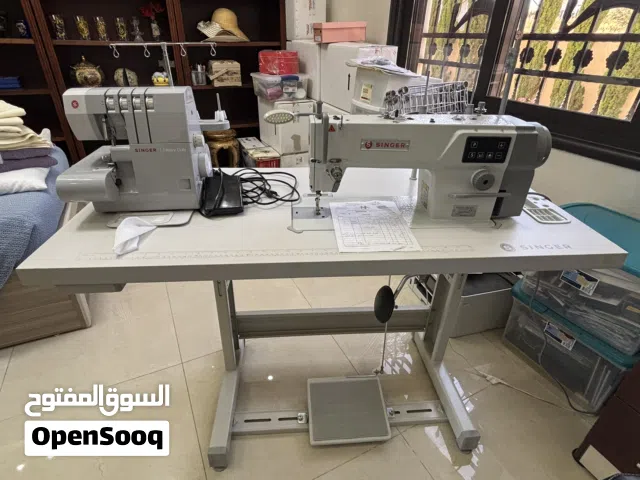 ماكينة خياطة وماكينة حياكة من سنجر Singer Sewing Machine & Serger
