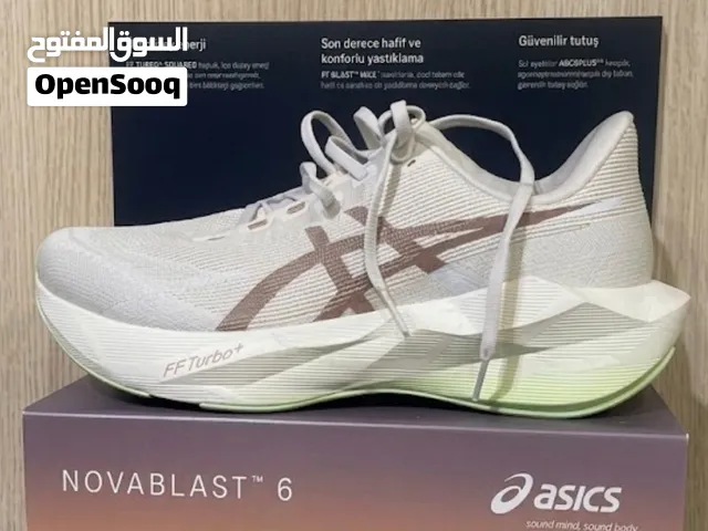 للبيع شوز رياضي ASICS NOVABLAST 6