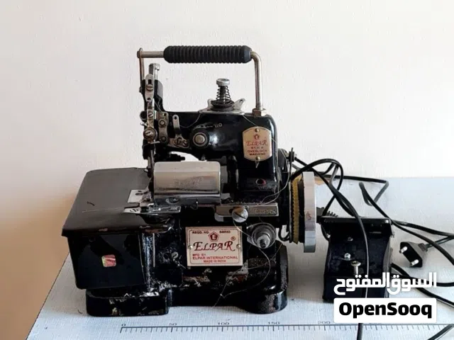 مكينة خياطة