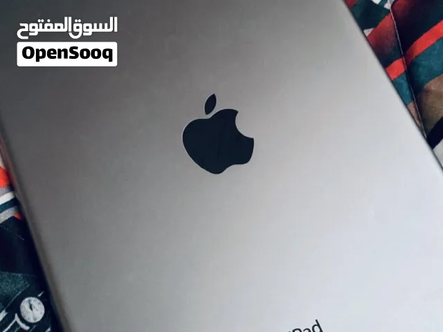 جهاز أبل إيباد مستعمل بحالة جيدة 11 إنش مع شاحن - عمر سنة إلى سنتين
