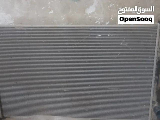 راديتر تويوتا كامري2019_2024 أصلي تفصيخ بلاد بحالة ممتازة