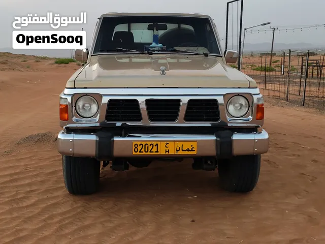 نيسان بترول نظيف للبيع موديل 1996